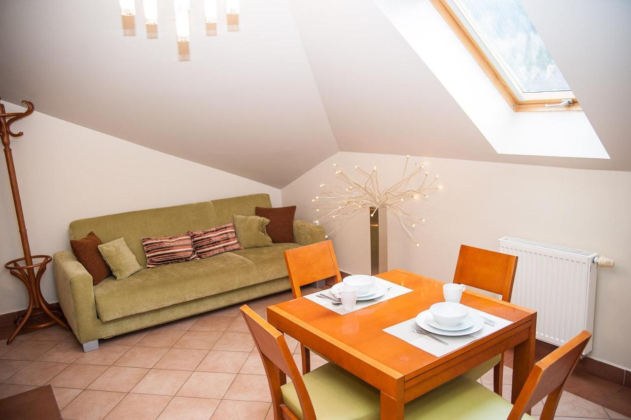 Apartamenty Dom Na Wzgorzu Gardenia Stronie Slaskie Ngoại thất bức ảnh