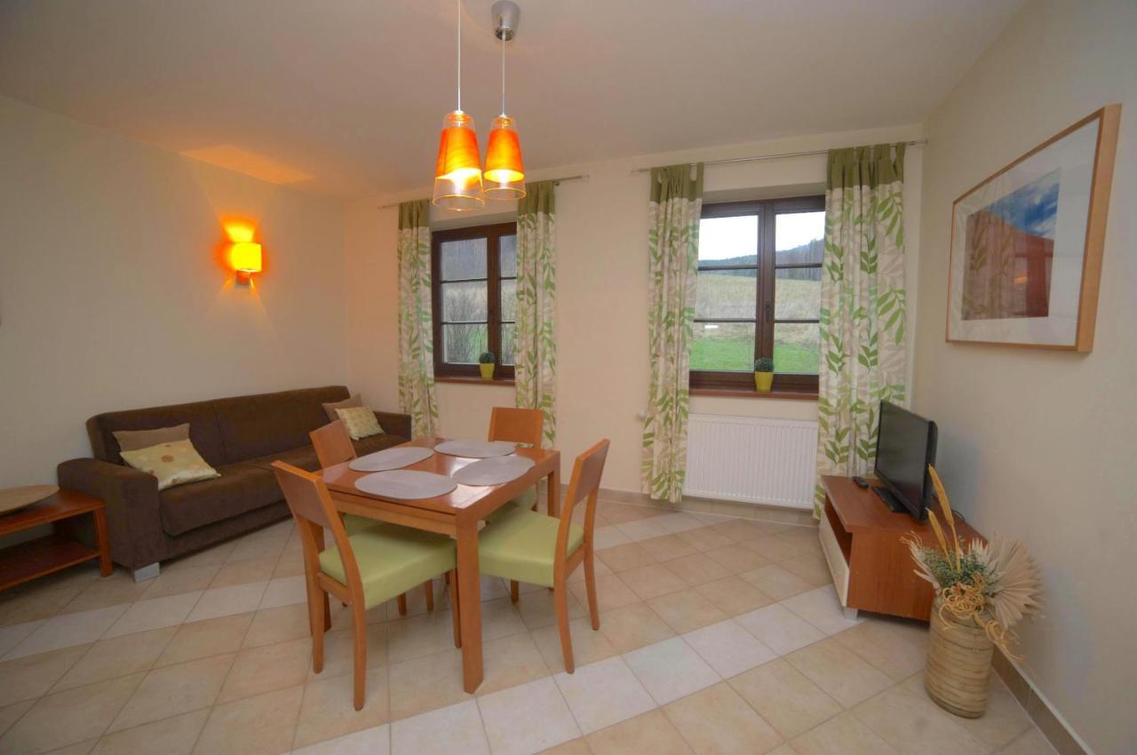 Apartamenty Dom Na Wzgorzu Gardenia Stronie Slaskie Ngoại thất bức ảnh