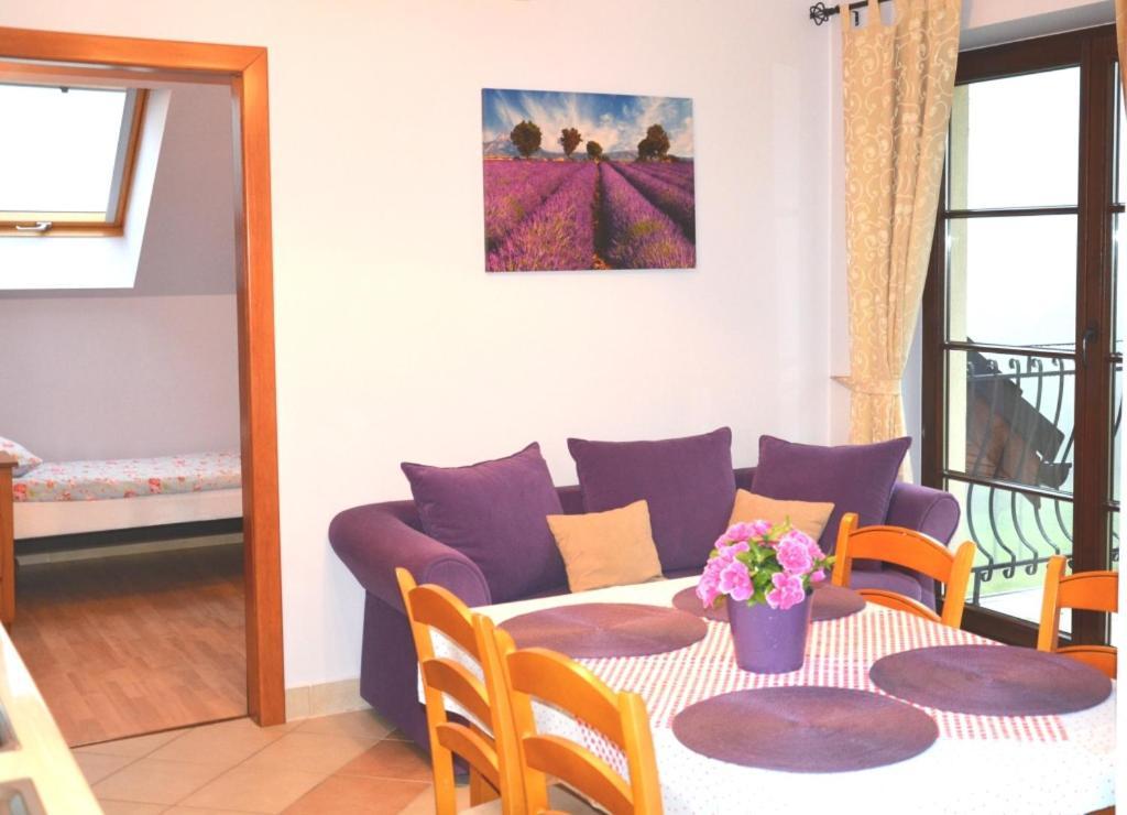 Apartamenty Dom Na Wzgorzu Gardenia Stronie Slaskie Ngoại thất bức ảnh